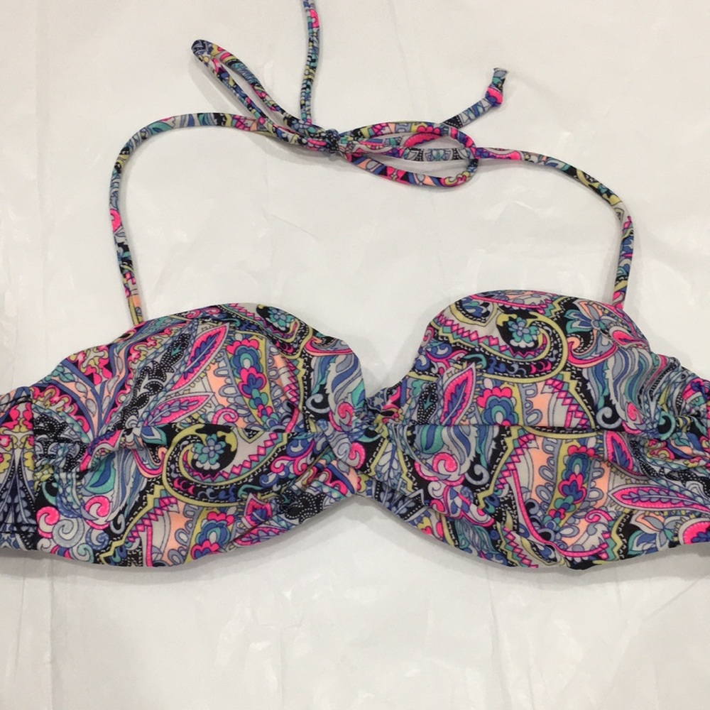 Victoria’s Secret  push up bikini top 32B